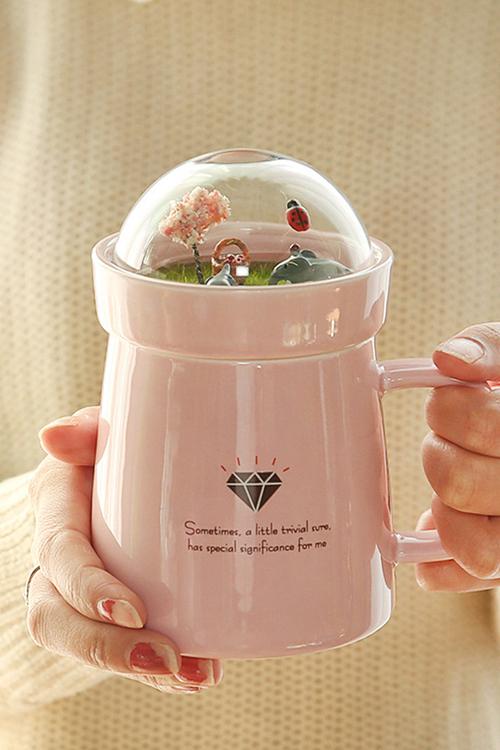 女孩子送茶杯的含义,,生日礼物送杯子有什么意思?