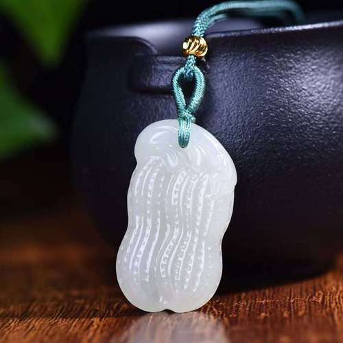 给孩子的生日礼物玉,给孩子的生日礼物玉佩怎么做,老板送下属生日礼物,玉花生吊坠,表示什么?