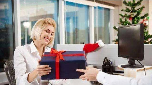 孩子要买礼物给小伙伴,,求人办事礼品如何选择?