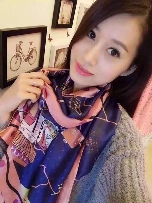 送女孩子丝巾好不好,,男人送女人丝巾代表什么呀?