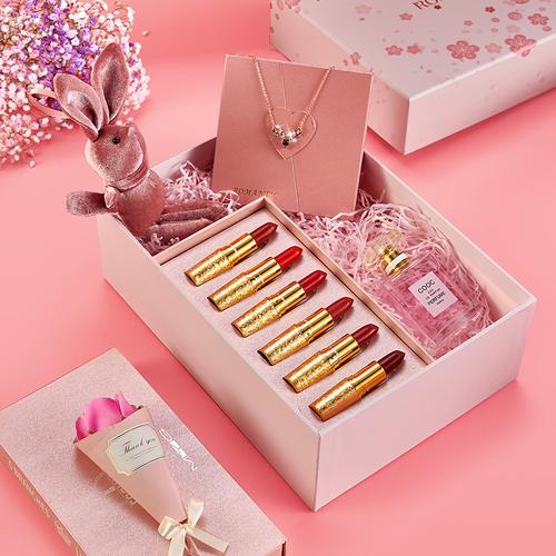 送给小女孩子的礼物，送给小女孩子的礼物可以送什么，除了口红，还有什么送女生的礼物？