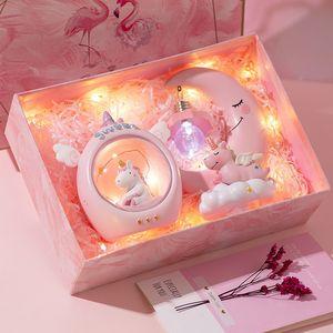 过生日送礼物女孩子，过生日送礼物女孩子怎么说，送女生生日礼物送什么好？