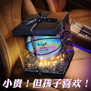 十四岁孩子新年礼物，十四岁孩子新年礼物送什么好，给一个14岁男孩送生日礼物，送什么比较好？