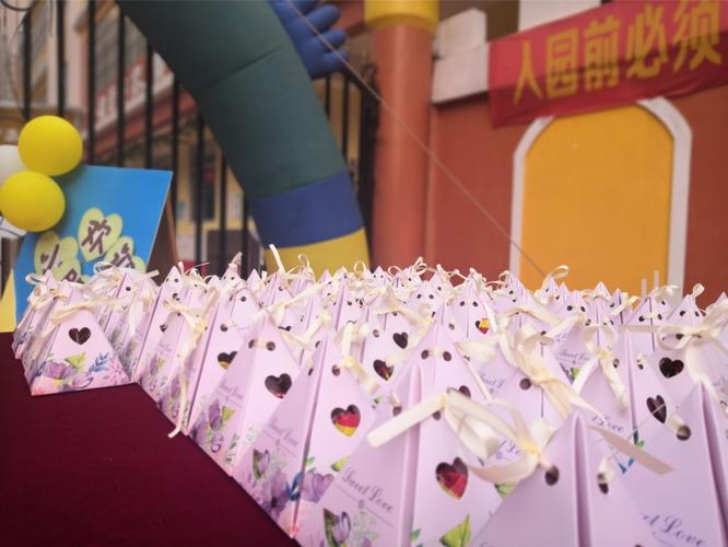 刚上幼儿园孩子的礼物,刚上幼儿园送什么,幼儿园开学给孩子的仪式感礼物?