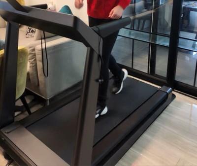 男人送一个跑步机给女孩子,,跑步机钥匙丢了怎么办?