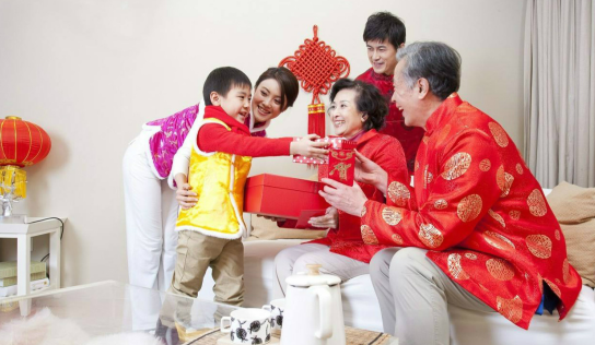 春节客户送礼,春节客户送礼什么最好,春节串门拿三样礼还是四样礼?
