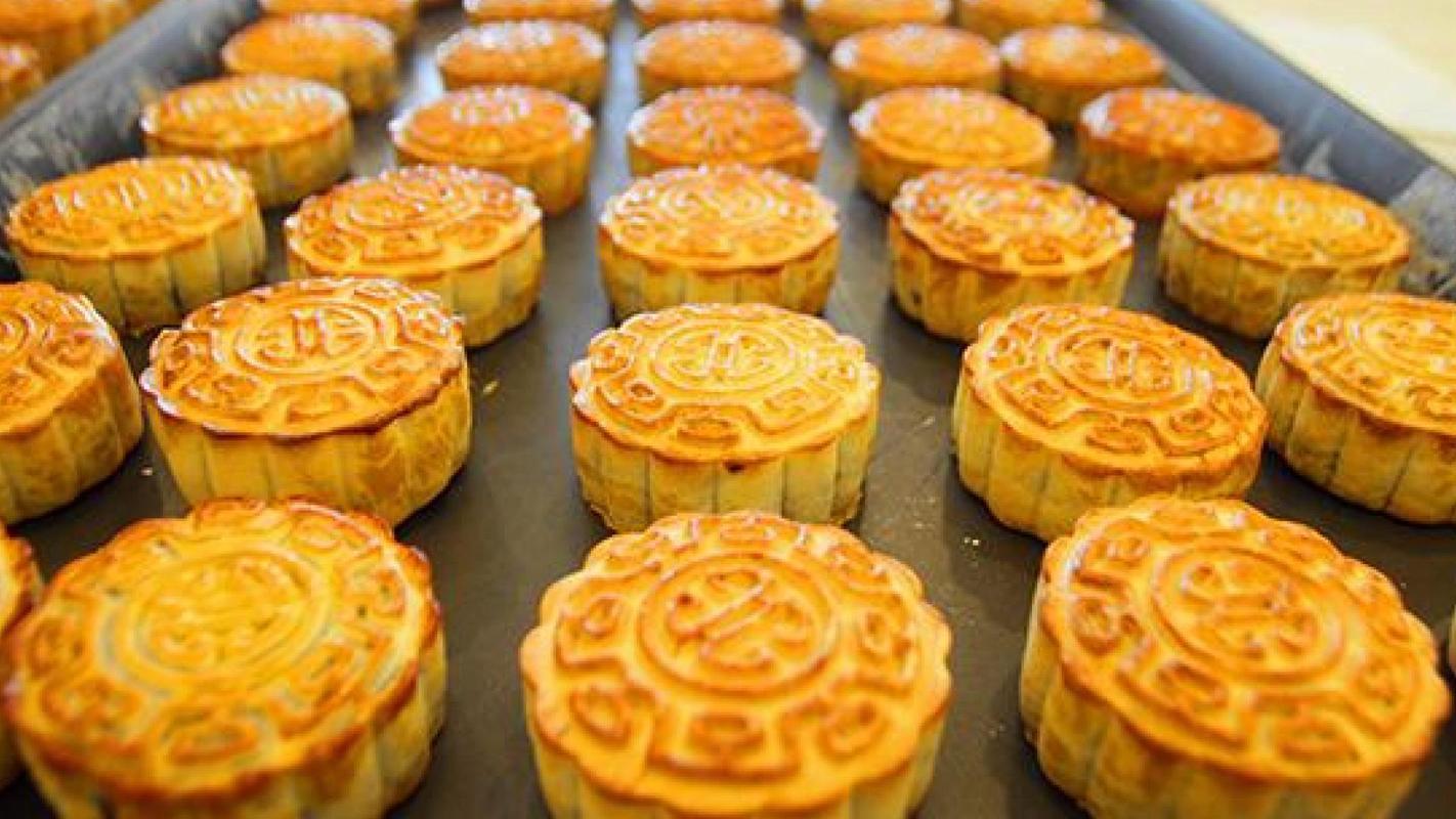 月饼送客户送哪种，，2018中秋送人买什么月饼好？