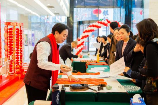 银行送客户礼品方案,银行送客户礼品方案怎么写,建行存款多少每年都送礼品?