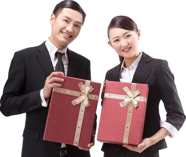送人礼品客户,送礼品客户说谢谢心意领了怎么处理,业务送礼怎么向公司报账?