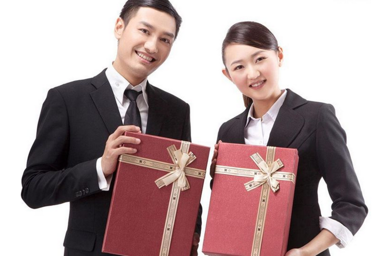 生意客户送礼,,11月给重要客户送礼送什么?