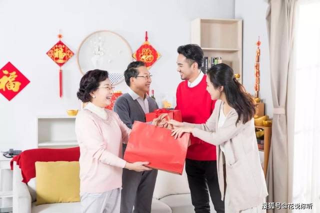 过节客户送礼技巧,过节客户送礼技巧有哪些,平辈亲友间如何赠送礼物?
