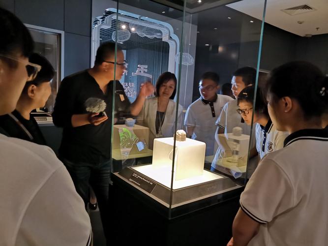 客户参观小礼品，客户参观小礼品有哪些，参观朋友的新家是不是要买点什么东西？