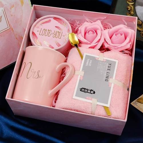 女客户送销售礼物，女客户送销售礼物怎么感谢，礼品花卉销售包含哪些细分类目？