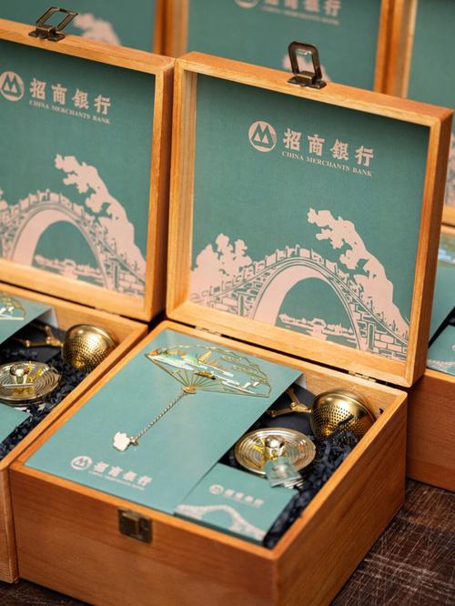 银行客户年终礼品,,银行给储户的礼品可以是不合格品吗?