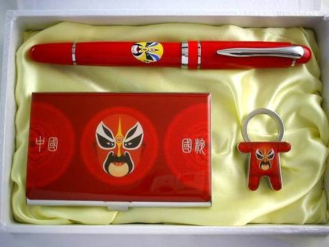 送国外重要客户礼品,送国外客户礼品中国特色,给外国人送什么礼物好?要注意哪些问题?