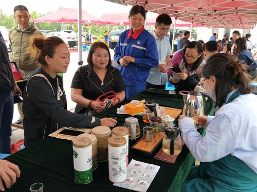 送便宜茶给客户,送便宜茶给客户怎么说,加油站给十元一袋的茶叶能喝吗?