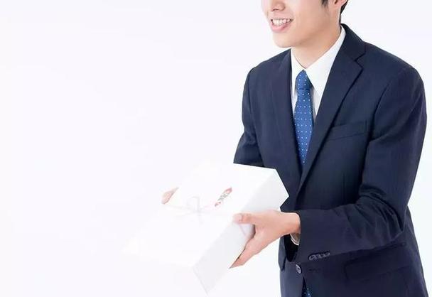 送礼给客户说挑选了,送礼给客户说挑选了怎么回答,送礼客户说不好意思了该怎么回复?