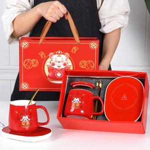 春节拜访客户的礼物,,企业给老客户送春节礼品方案?