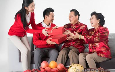 送礼物给老年客户,送礼物给老年客户合适吗,送什么礼物给70多岁的老太太?
