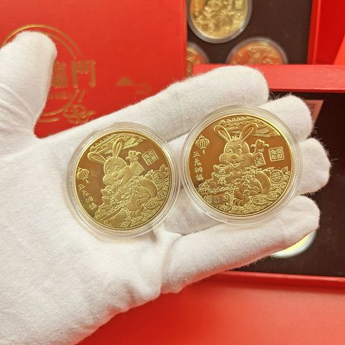 打电话银行送客户礼品,,银行活动送纪念币违反规定吗?