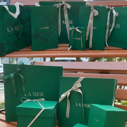 海蓝之谜客户生日礼品,海蓝之谜客户生日礼品有哪些,海蓝之谜专柜和官网哪个便宜?