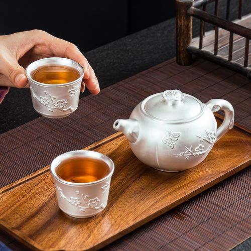 中秋节送茶壶给客户,中秋节送茶壶给客户合适吗,茶与茶具适合送人吗?