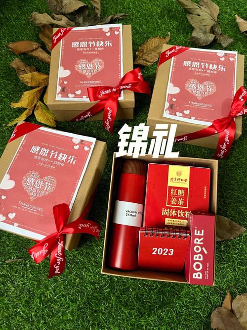 给客户送新年礼物,给客户送新年礼物怎么说,新年礼物的暖心文案?