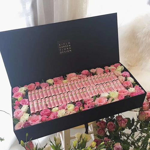 送客户的礼品百元,,10000百元大钞花束怎么包装?