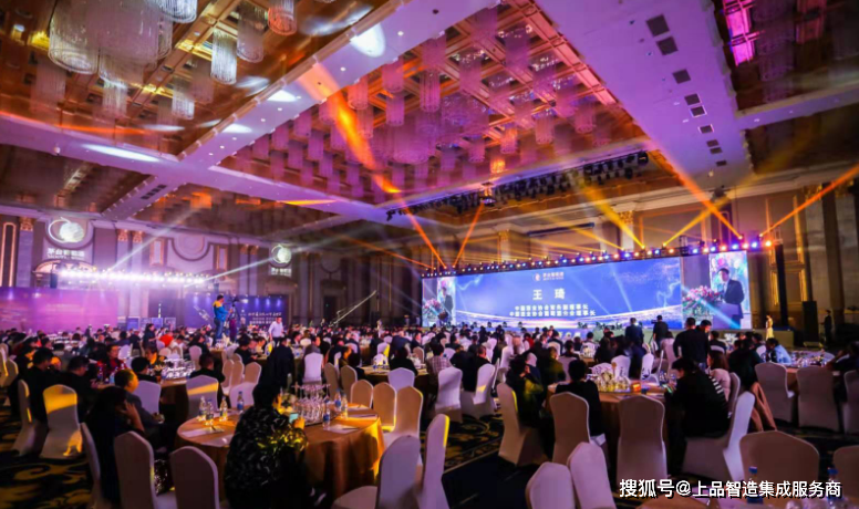 参加客户年会需要送礼的吗,参加客户年会需要送礼的吗英语,公司周年庆典晚宴要不要随礼?