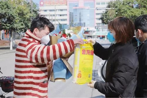 疫情给客户送礼品广告语,疫情给客户送礼品广告语怎么写,卖口罩的顺口溜?