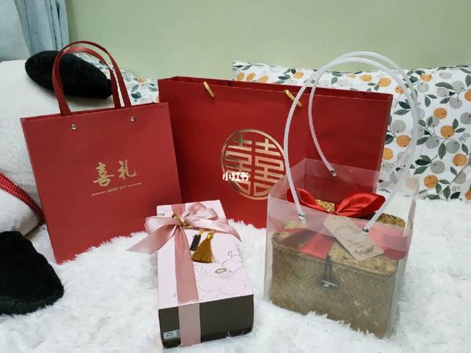两千元左右礼物送客户,两千元左右礼物送客户合适吗,亲兄弟结婚随礼来两千还多少比较合适?