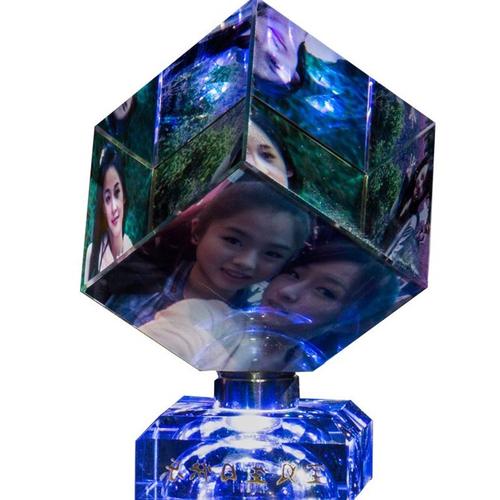 旋转魔方送老婆礼物,旋转魔方送老婆礼物怎么做,男孩子送魔方给女孩子这代表什么?