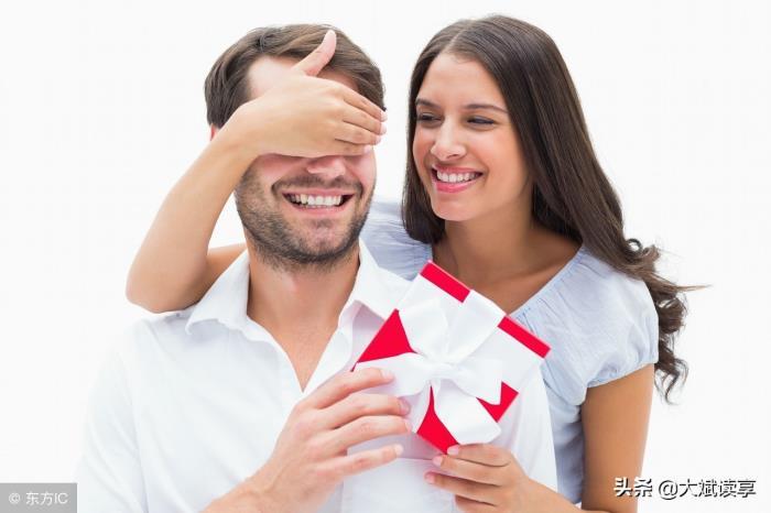 老婆升职老公应该送礼,老婆升职老公应该送礼吗,升职送什么比较好?