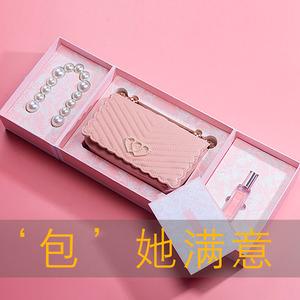 老婆生日送包还是项链,老婆生日送包包可以吗,送老婆生日礼物排行榜第一名?