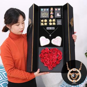 三八节送老婆视频,,三八给老婆送什么礼物?
