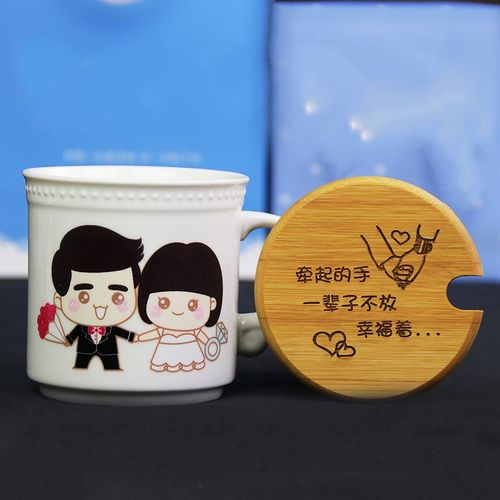 给老婆买纪念日礼物,给老婆买纪念日礼物,她不喜欢怎么办,马上过了七年之痒了,在结婚纪念日买什么送老婆会开心呢?