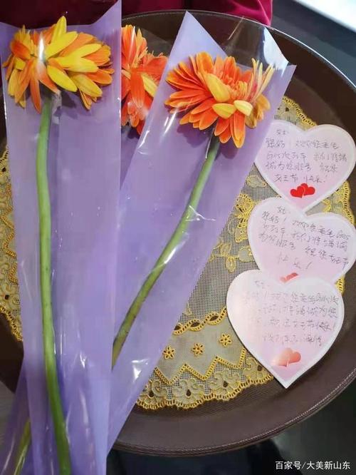 三八节送老婆的视频,三八妇女节送给老婆的视频,三八节儿子送的花怎么发朋友圈?