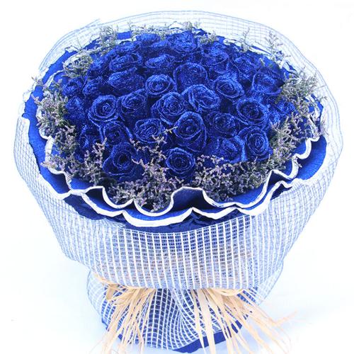 老婆生曰可以送蓝色妖姬吗,老婆生日可以送蓝色妖姬吗,送女性朋友几朵蓝色妖姬比较好?
