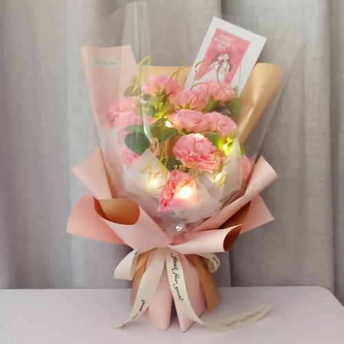 母亲节送老师花,母亲节送老师花合适吗,母亲节送礼物给老师合适吗?