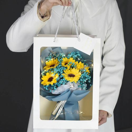 给老师买生日礼物,给老师买生日礼物买什么比较好,教师给老师送什么礼物好?