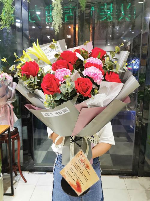 教师节送给老师的花束,教师节送给老师的花束怎么做,38妇女节送老师什么鲜花?