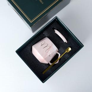 美容老师礼物,美容老师礼物送什么好,最吸引顾客的十大赠品?