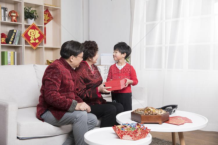 年老老师礼物,,孙子给爷爷送礼一般送什么?