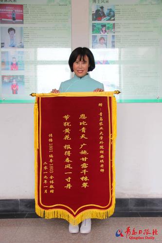 上大学送老师东西,大学给老师送东西,上大学送老师东西