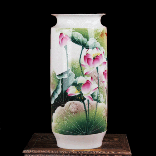 送老师景德镇陶瓷,送老师陶瓷杯合适吗,景德镇陶瓷手绘花瓶收藏哪一位美术师的作品最有价值?