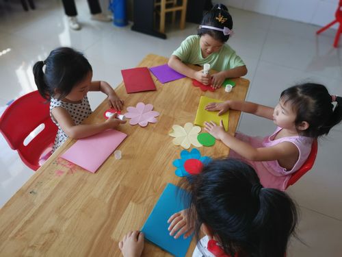 幼儿老师送给小朋友礼物,,幼儿老师送给小朋友礼物