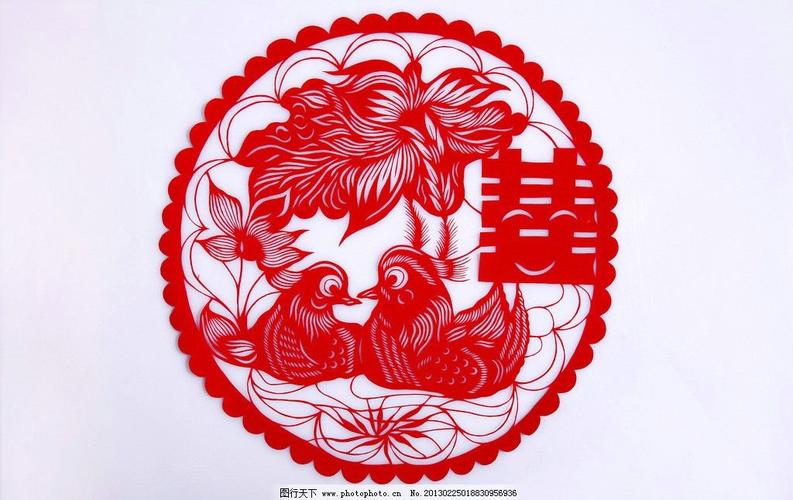 送老师的新婚礼物剪纸，送老师的新婚礼物剪纸图片，剪纸老师简短评语？
