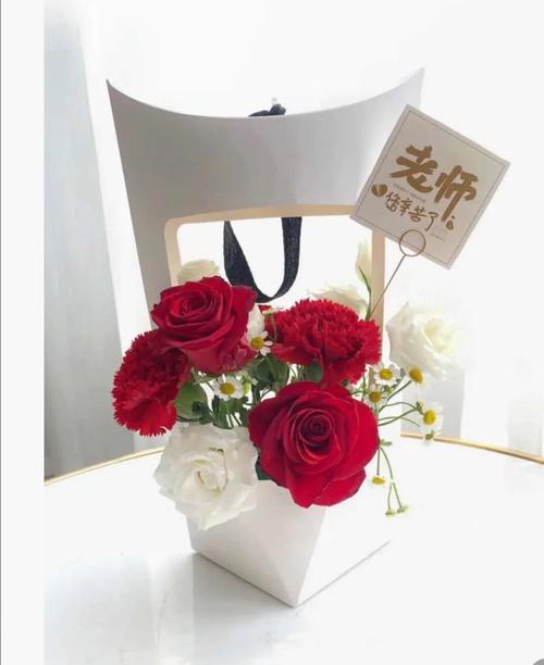教师节送给老师花因为,教师节给老师送花的意义,为什么要设立教师节?