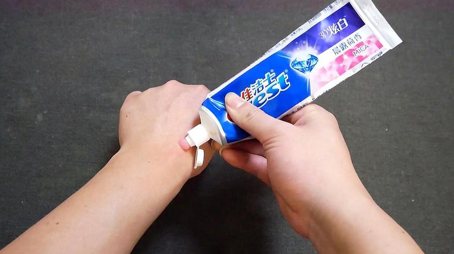 送老师礼物可以送牙膏吗，送老师礼物可以送牙膏吗女生，上门相亲带什么礼物？