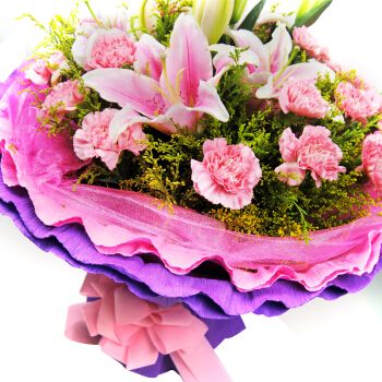 教师节给老师送几朵花，教师节给老师送几朵花合适，给老师送几朵什么花是康乃馨还是玫瑰啊？